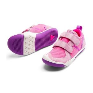 Plae girls tennies, Pink Dewberry, size 11.5